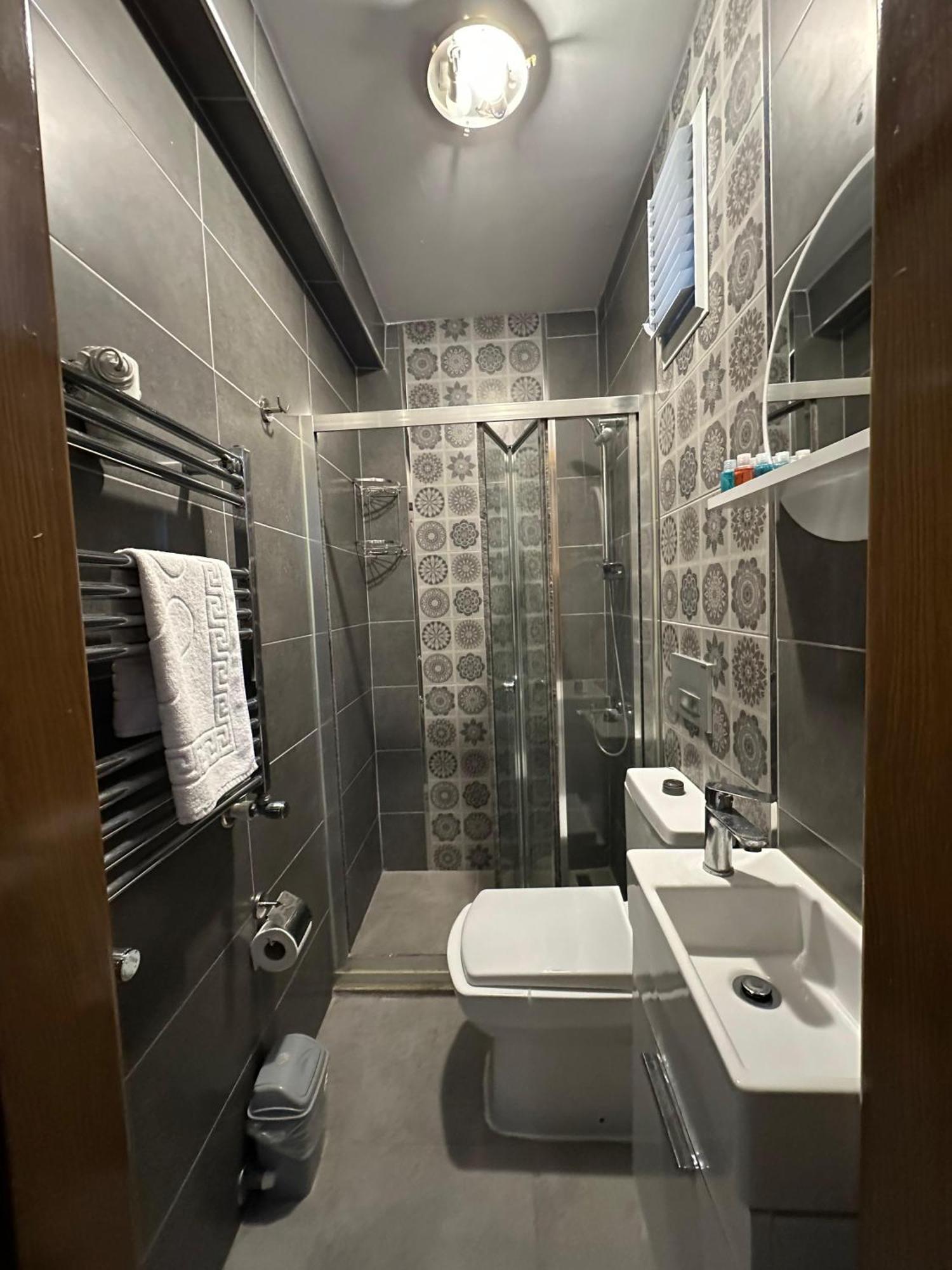 Hotel Social House Mil Provincia di Provincia di Istanbul Esterno foto